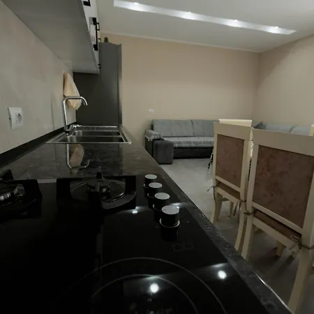 Апартаменты Koman_lakeview_apartments *